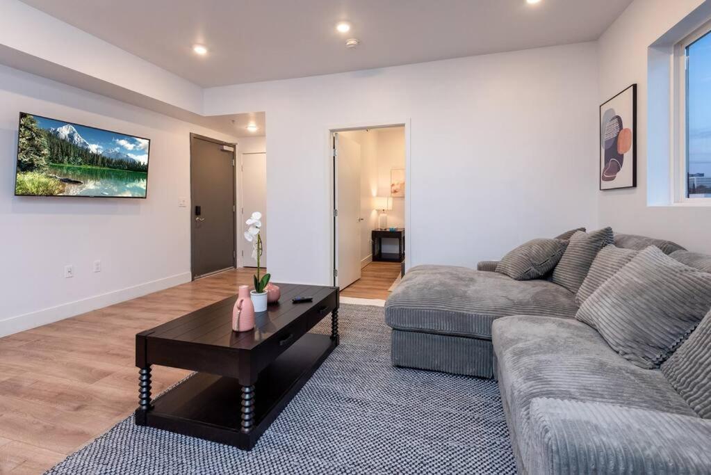 Chic And Elegant 2-Bedroom Haven W/ Roof Deck Los Angeles Exteriör bild